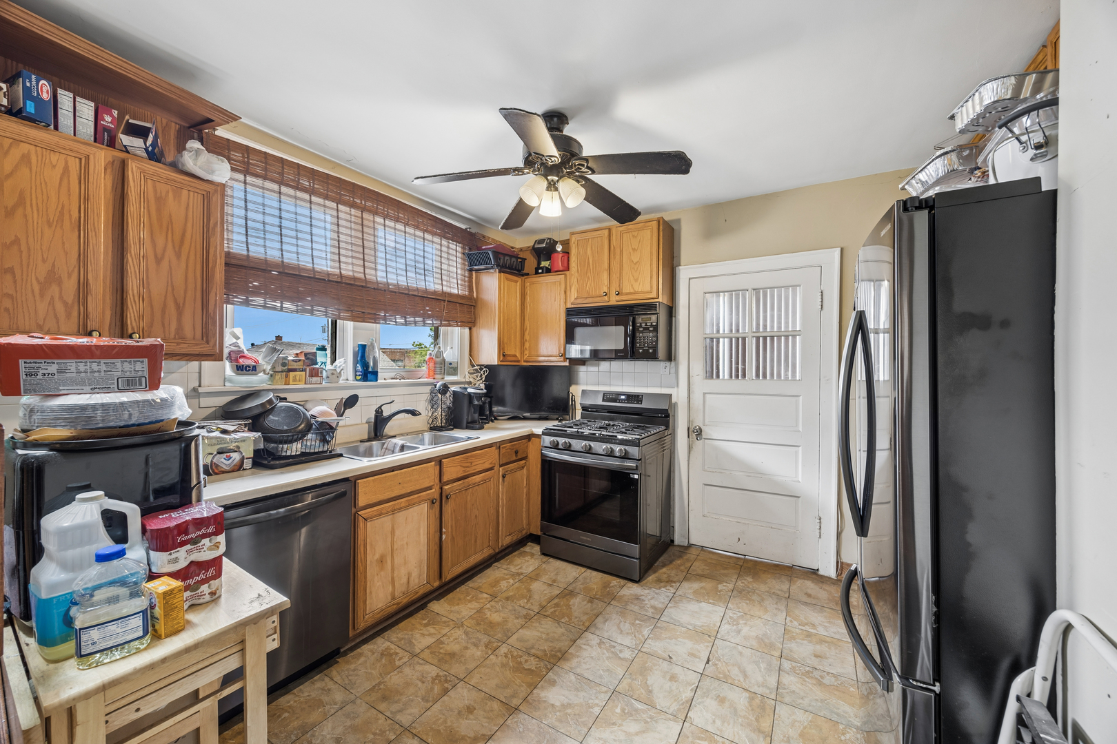 main property photo 8