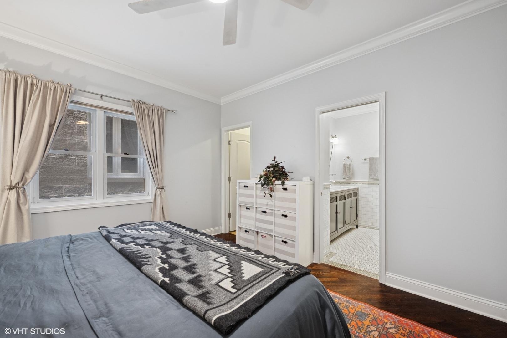 property viewer photo 15