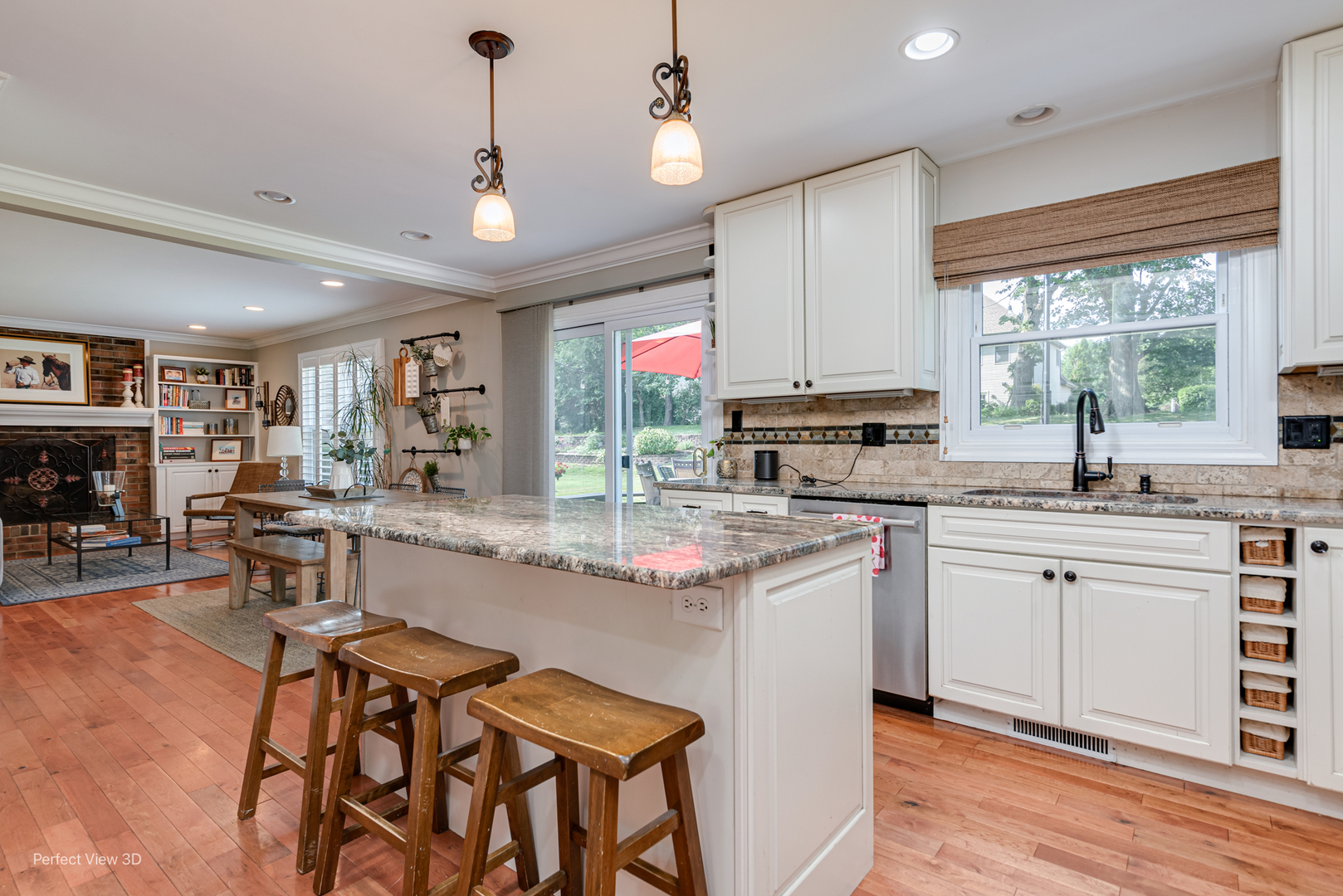 property viewer photo 6
