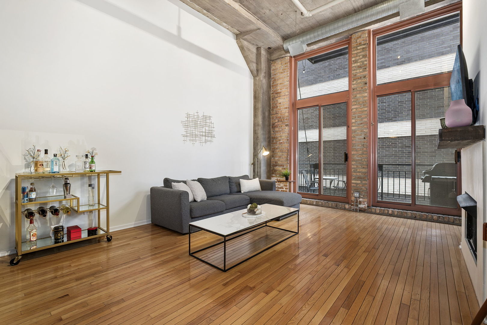 property viewer photo 10