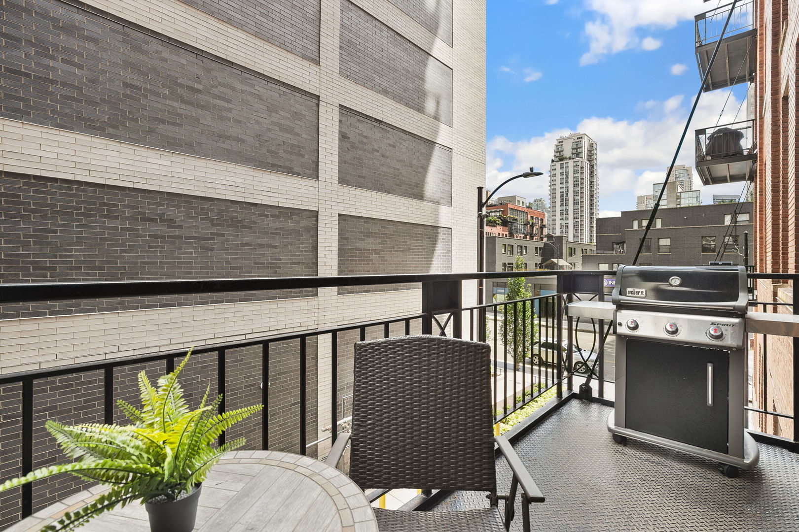 property viewer photo 12