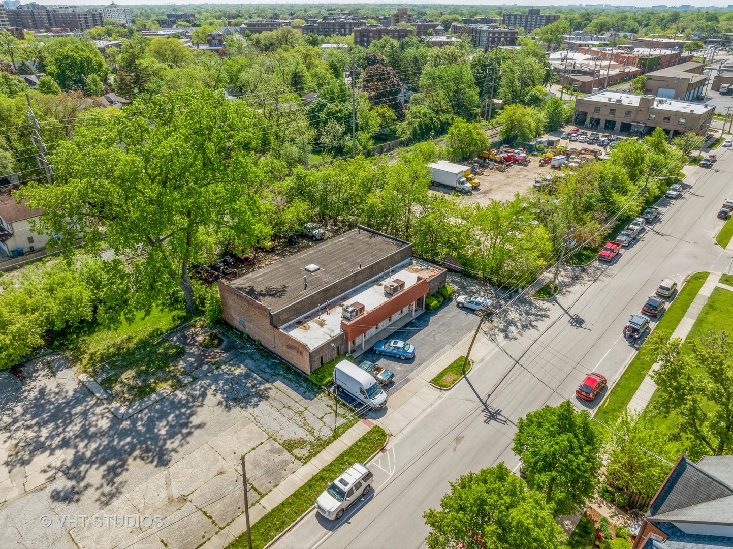 main property photo 38