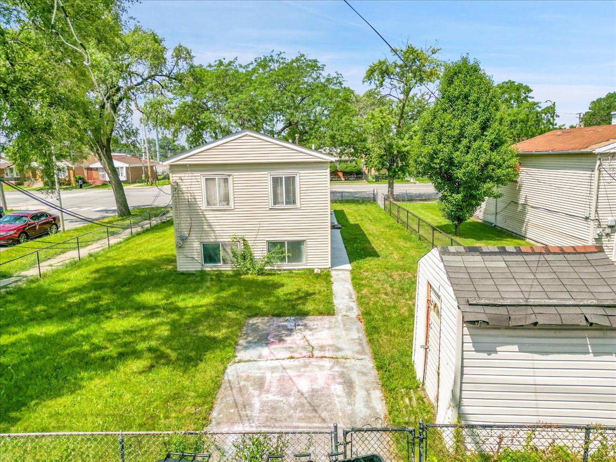 main property photo 31