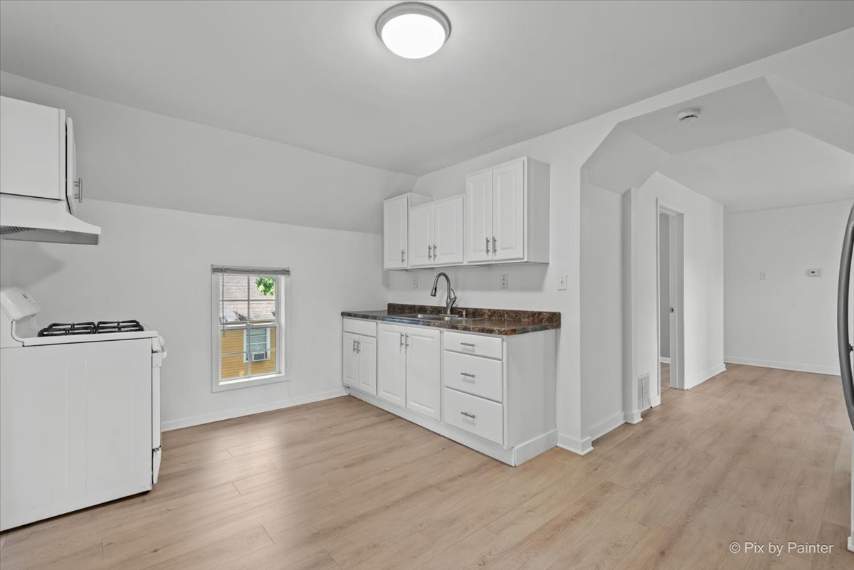property viewer photo 8