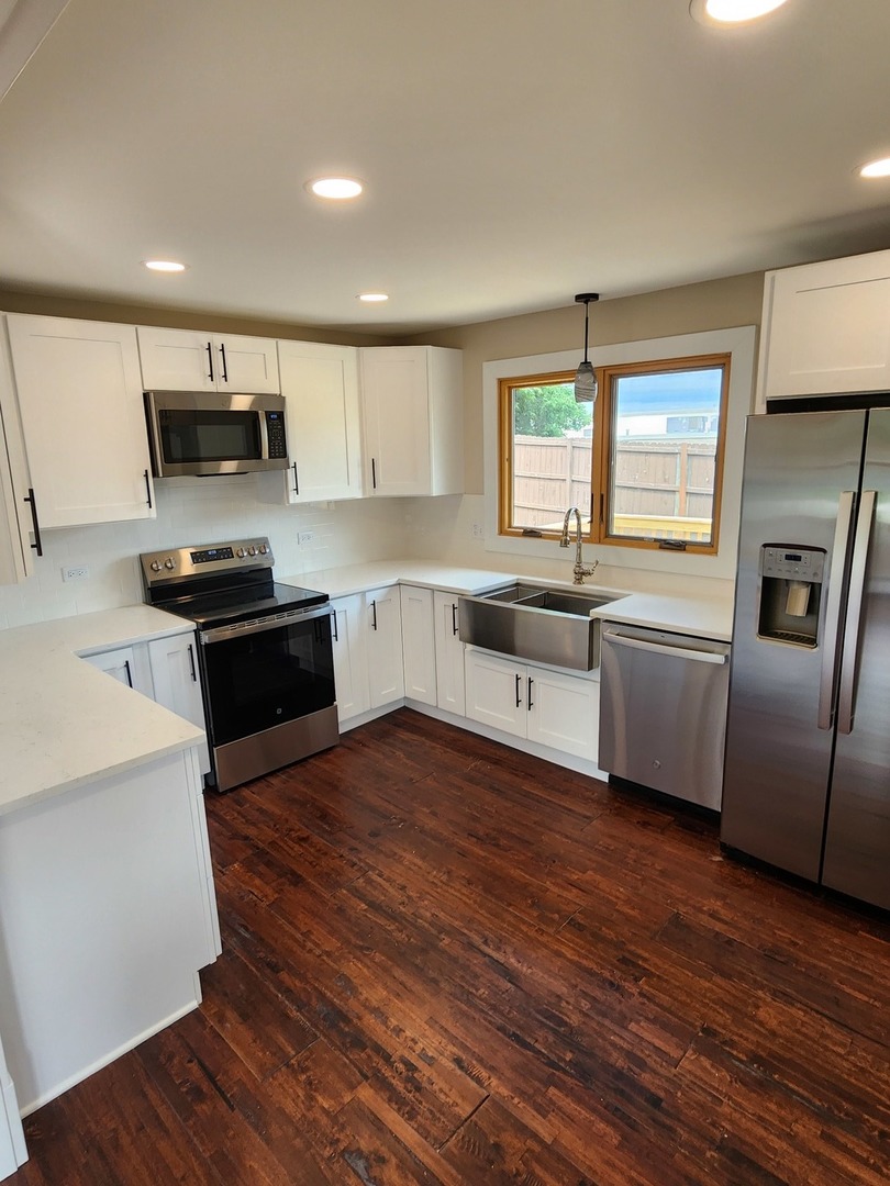 property viewer photo 10