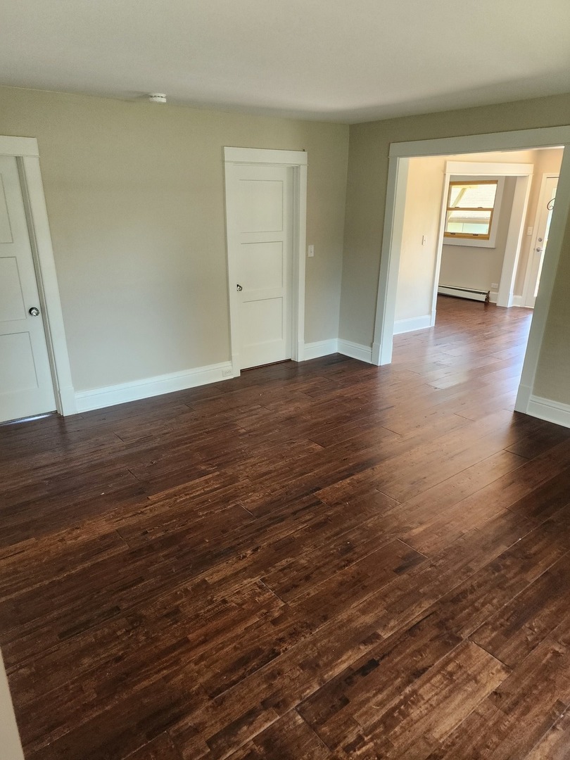 property viewer photo 3