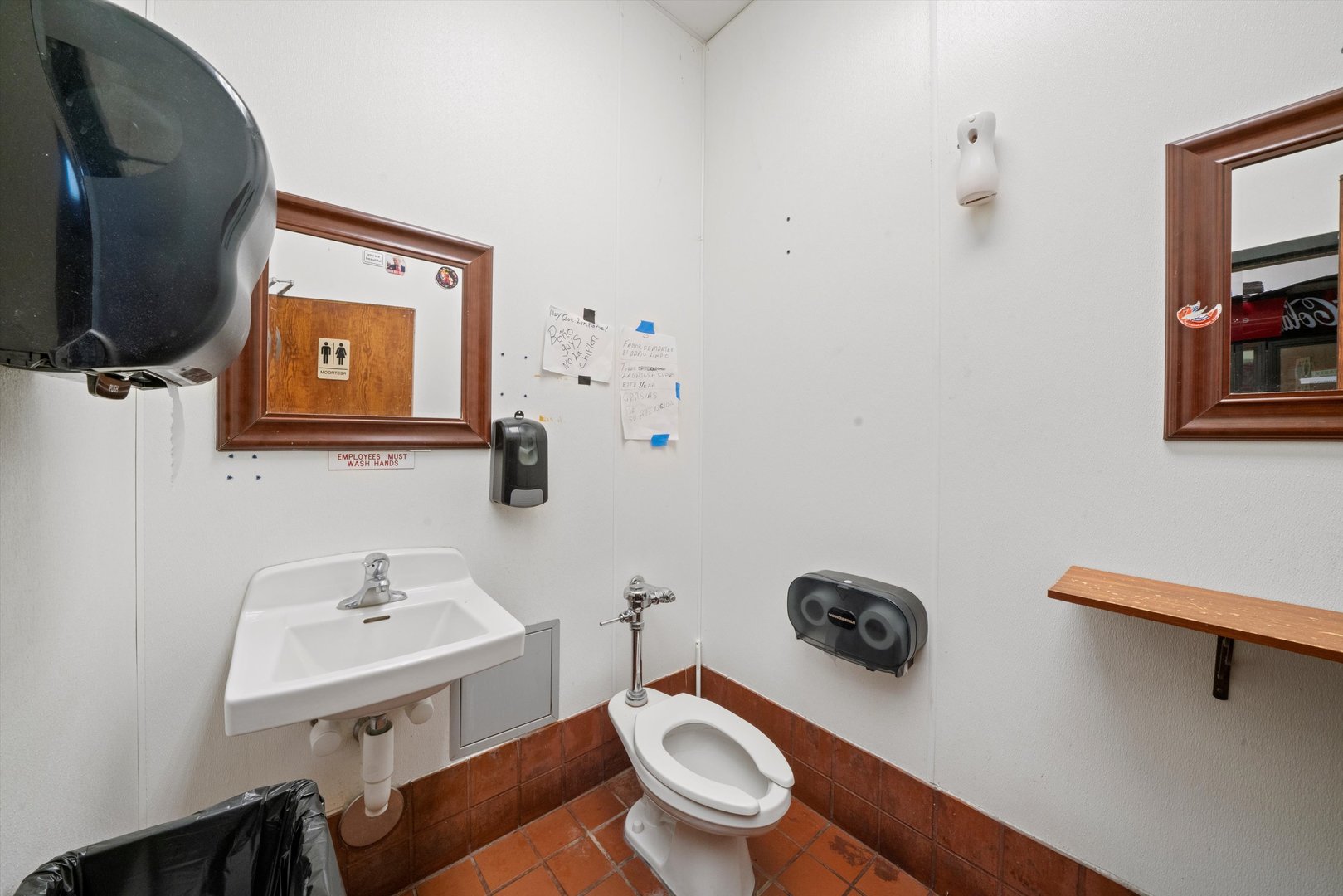main property photo 20