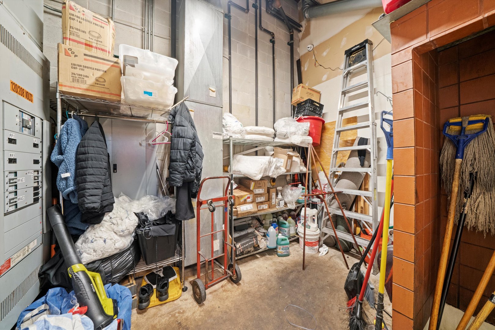 main property photo 21