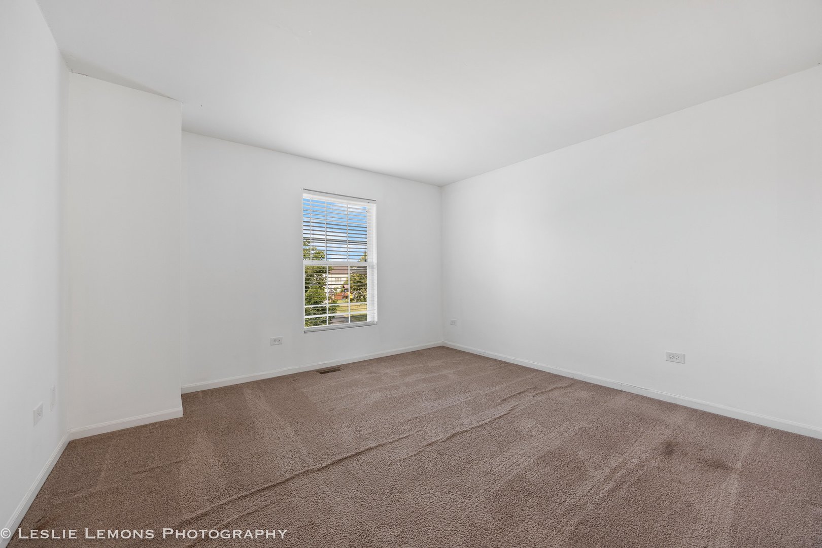 property viewer photo 18