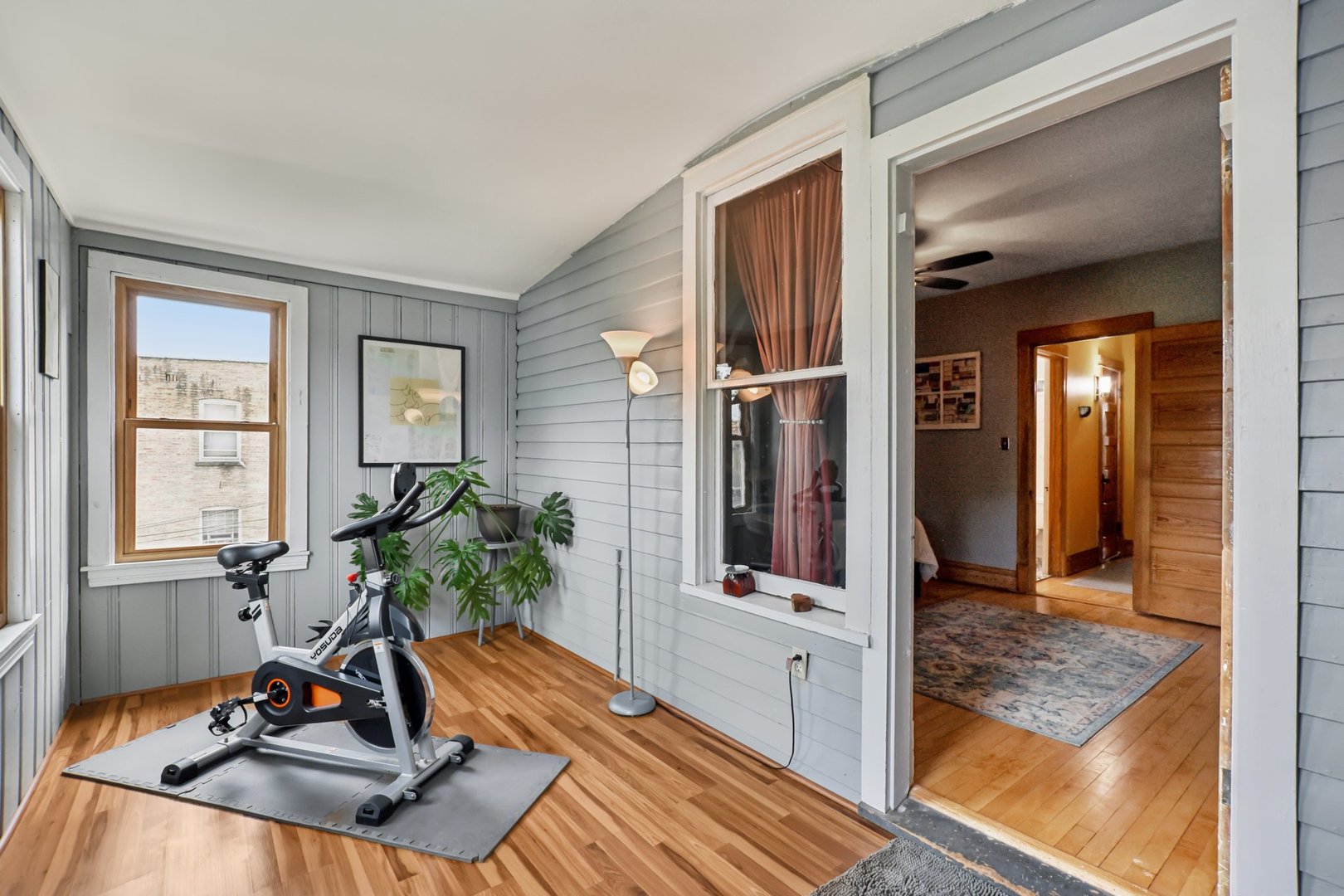 property viewer photo 31