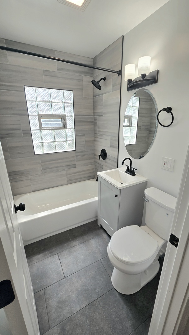 property viewer photo 3