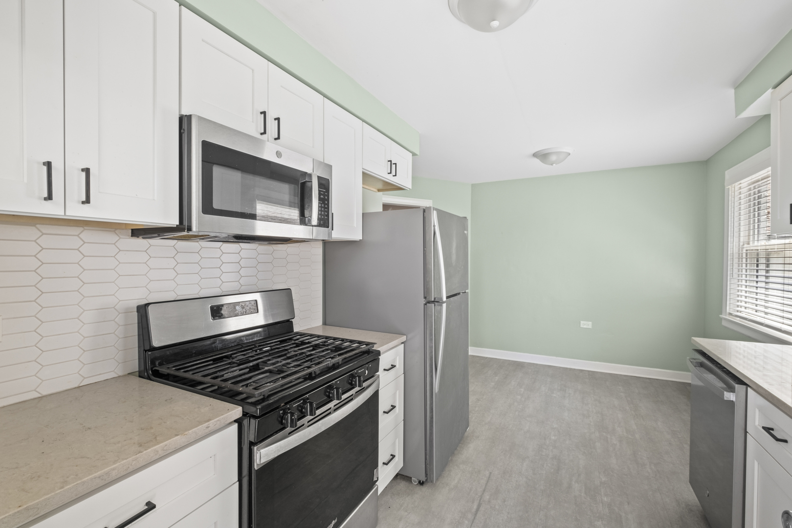 property viewer photo 16