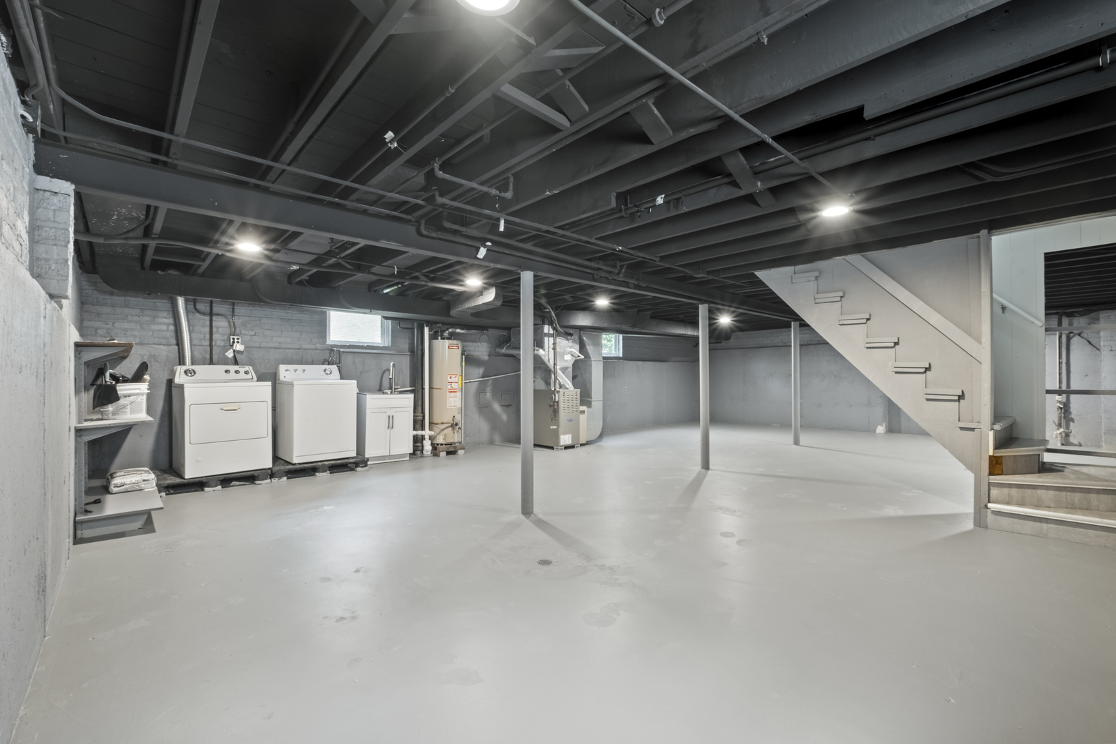 property viewer photo 25