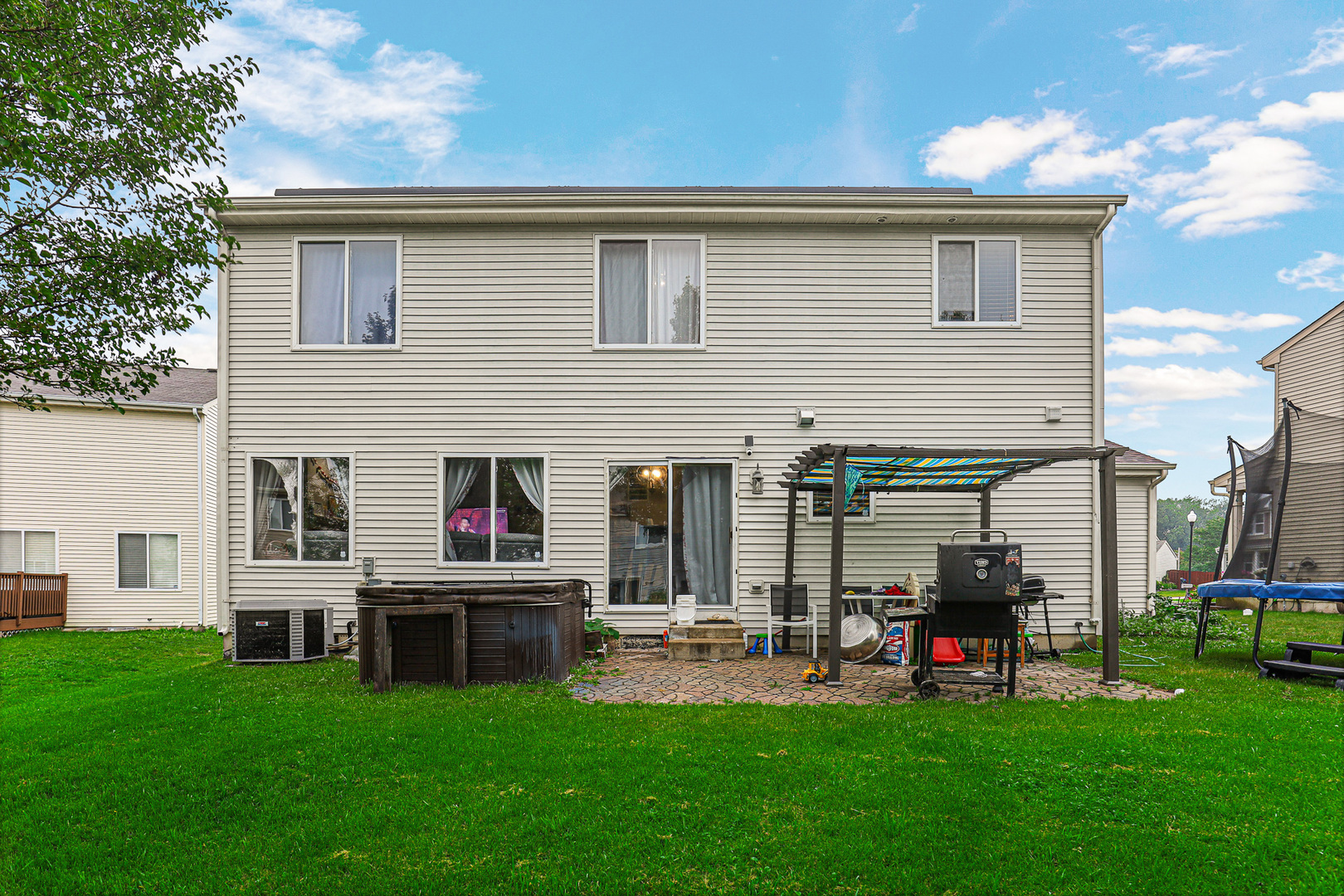 main property photo 3