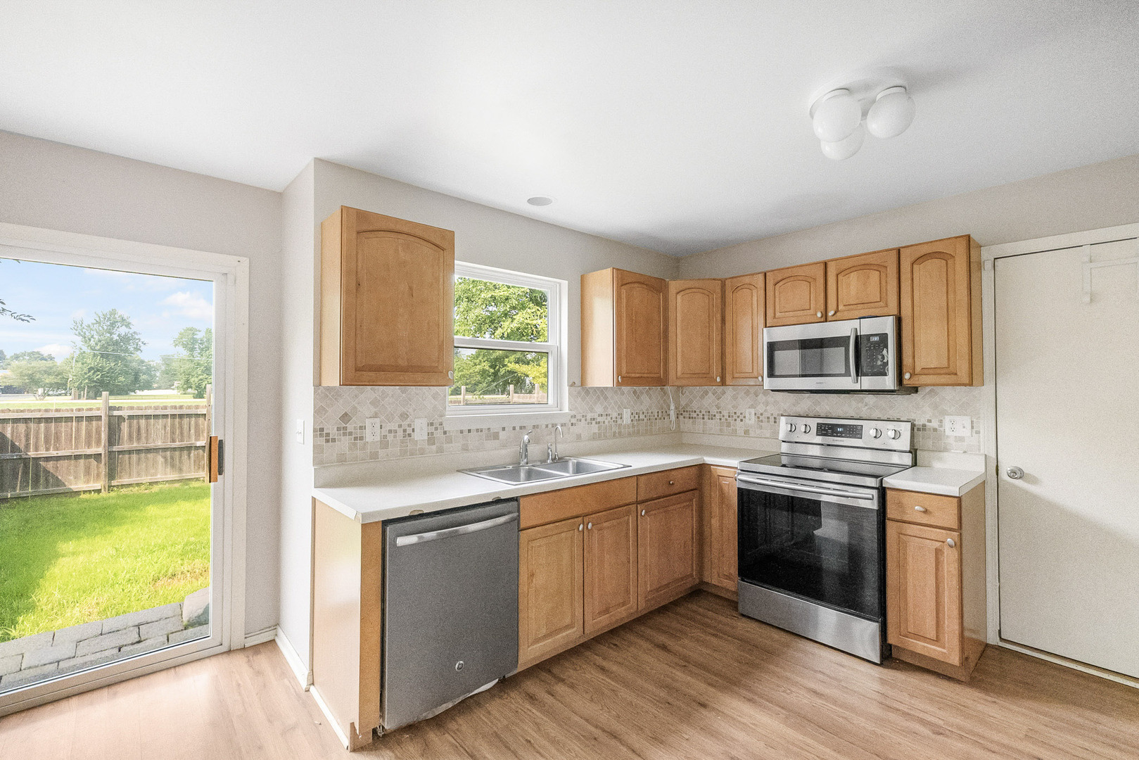 property viewer photo 1