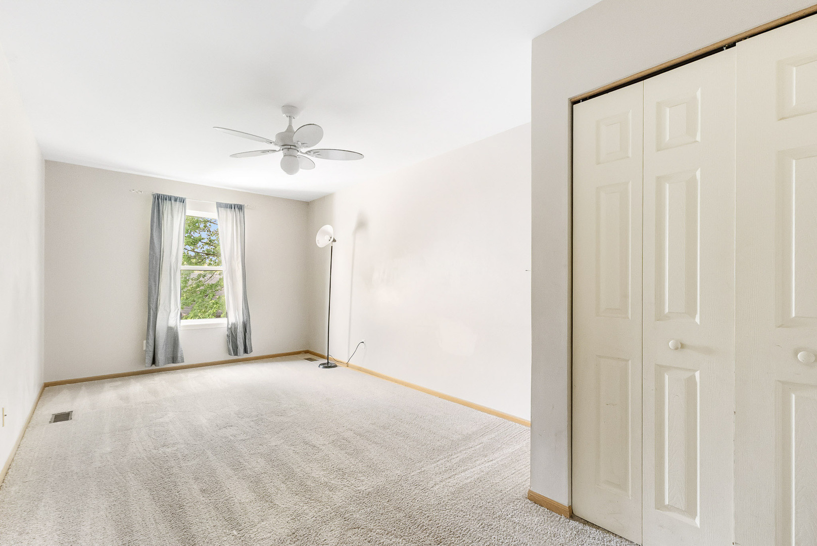 property viewer photo 14