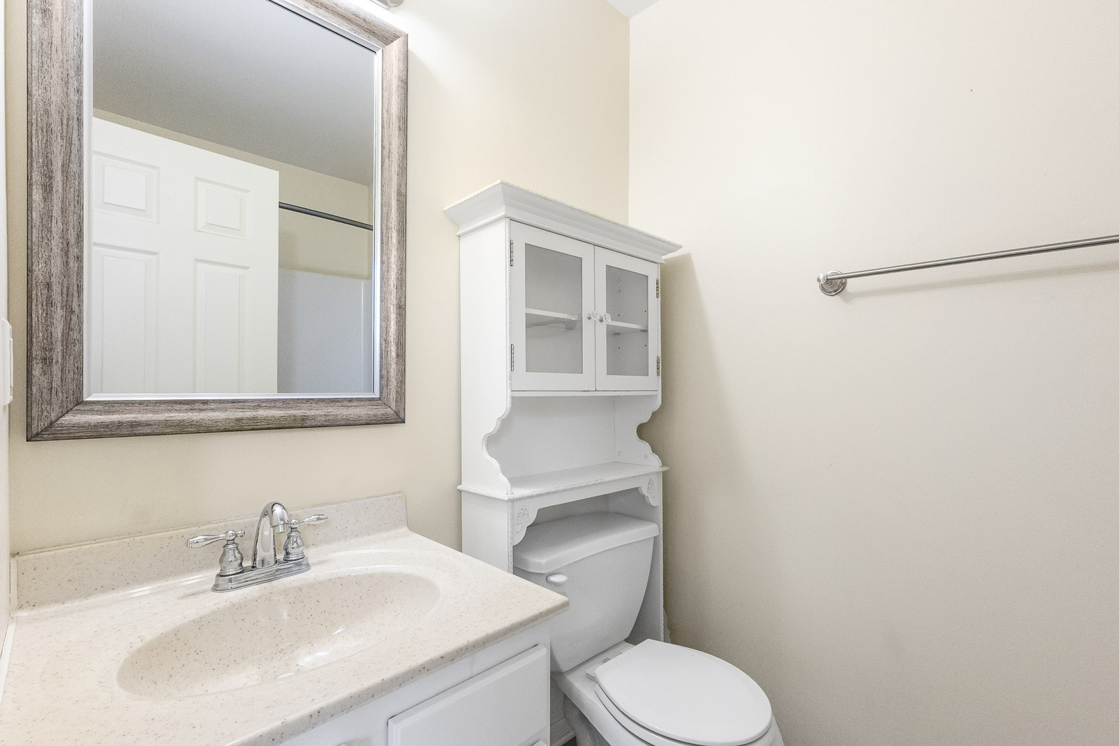 property viewer photo 18