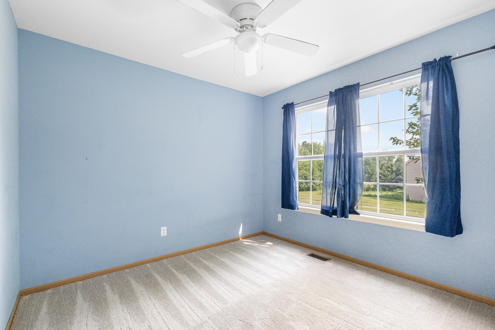 property viewer photo 21