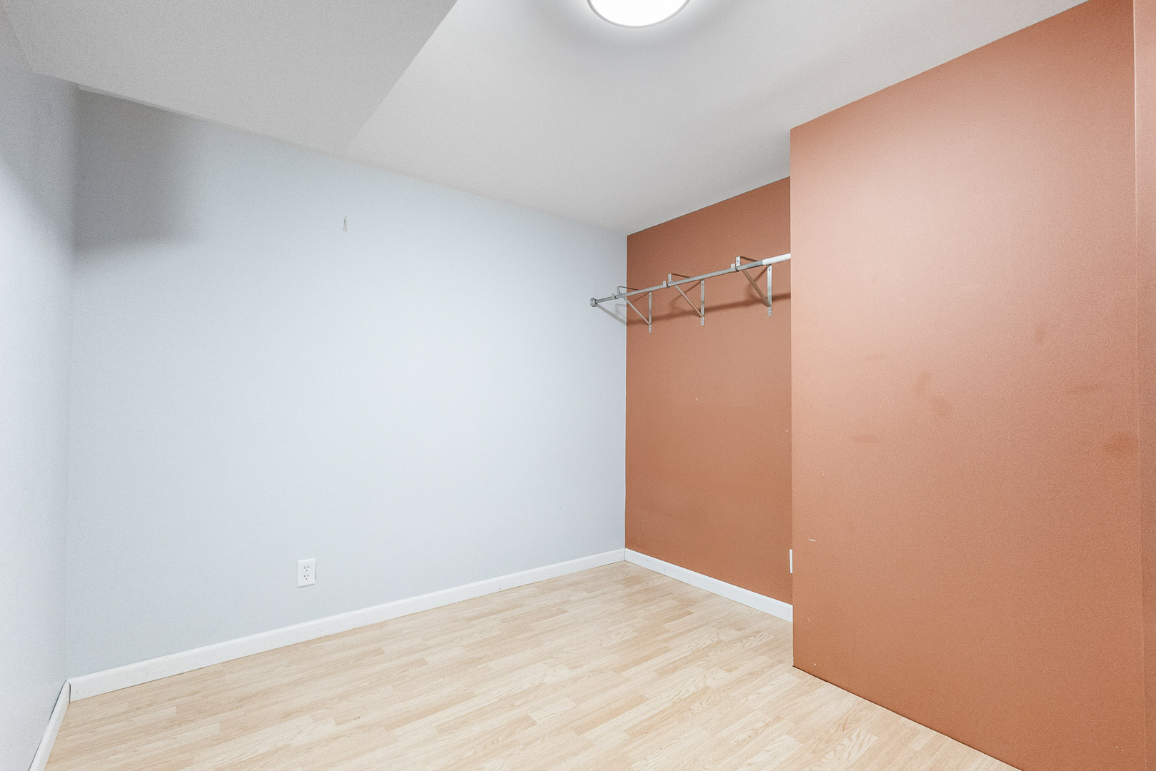 property viewer photo 23