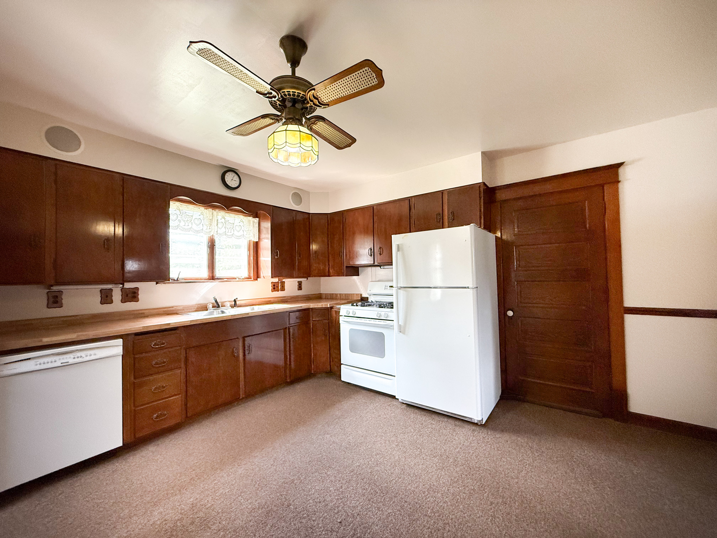 property viewer photo 3