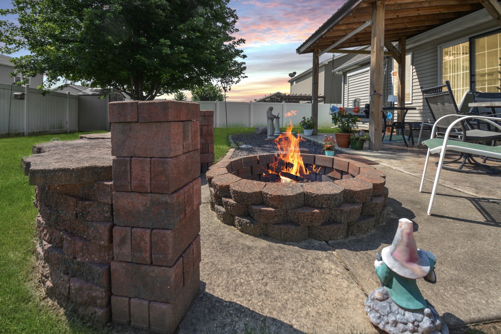 property viewer photo 2