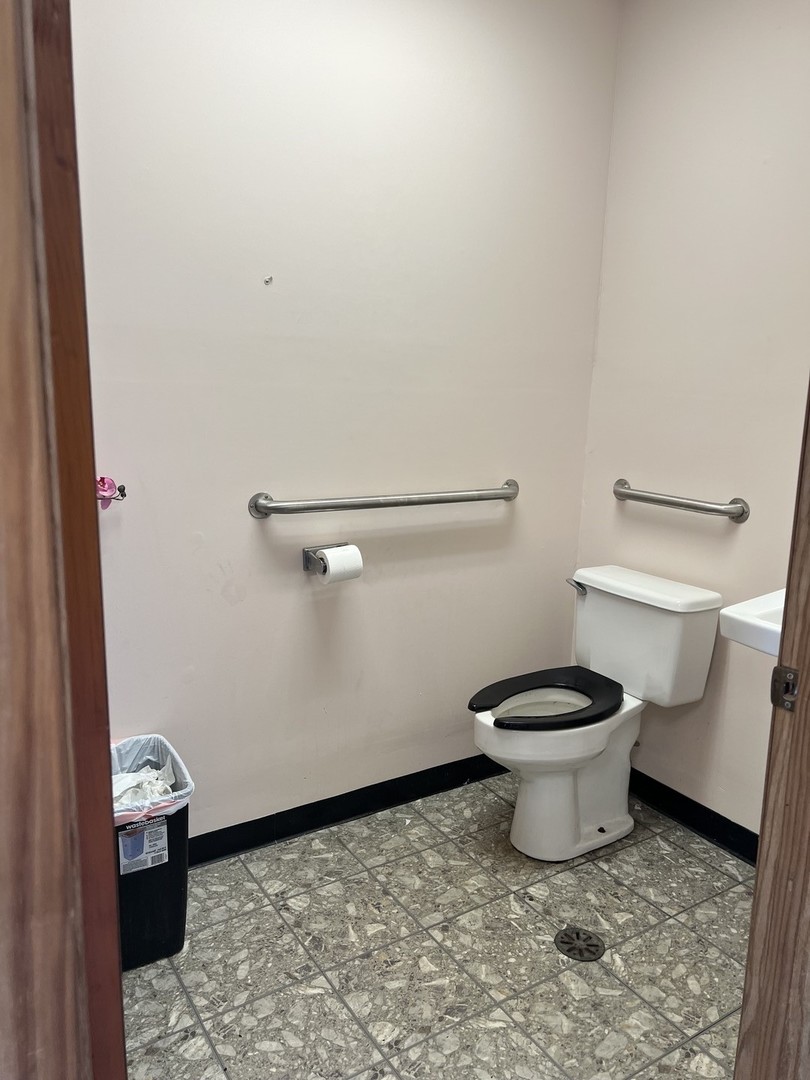 main property photo 10