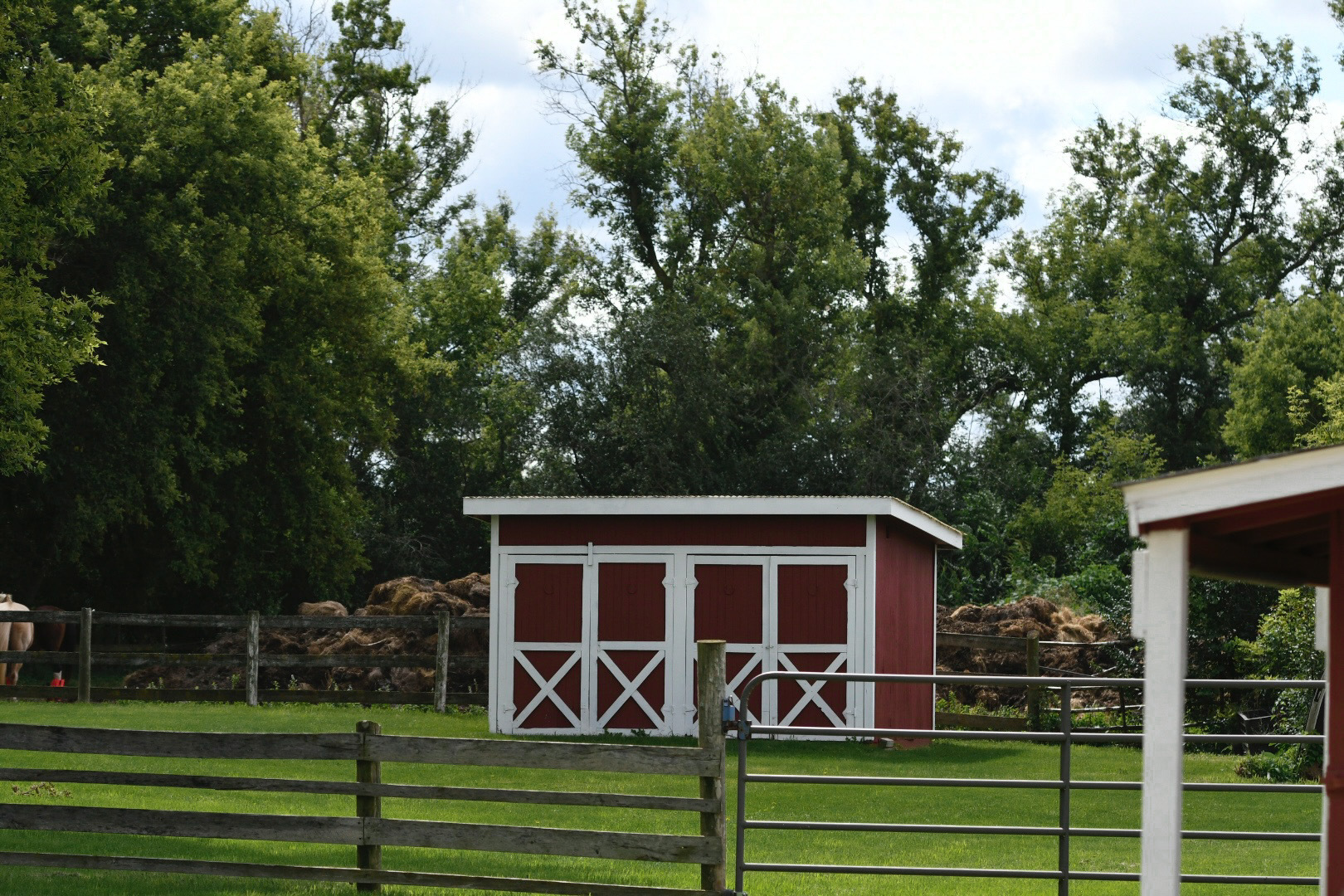 main property photo 11