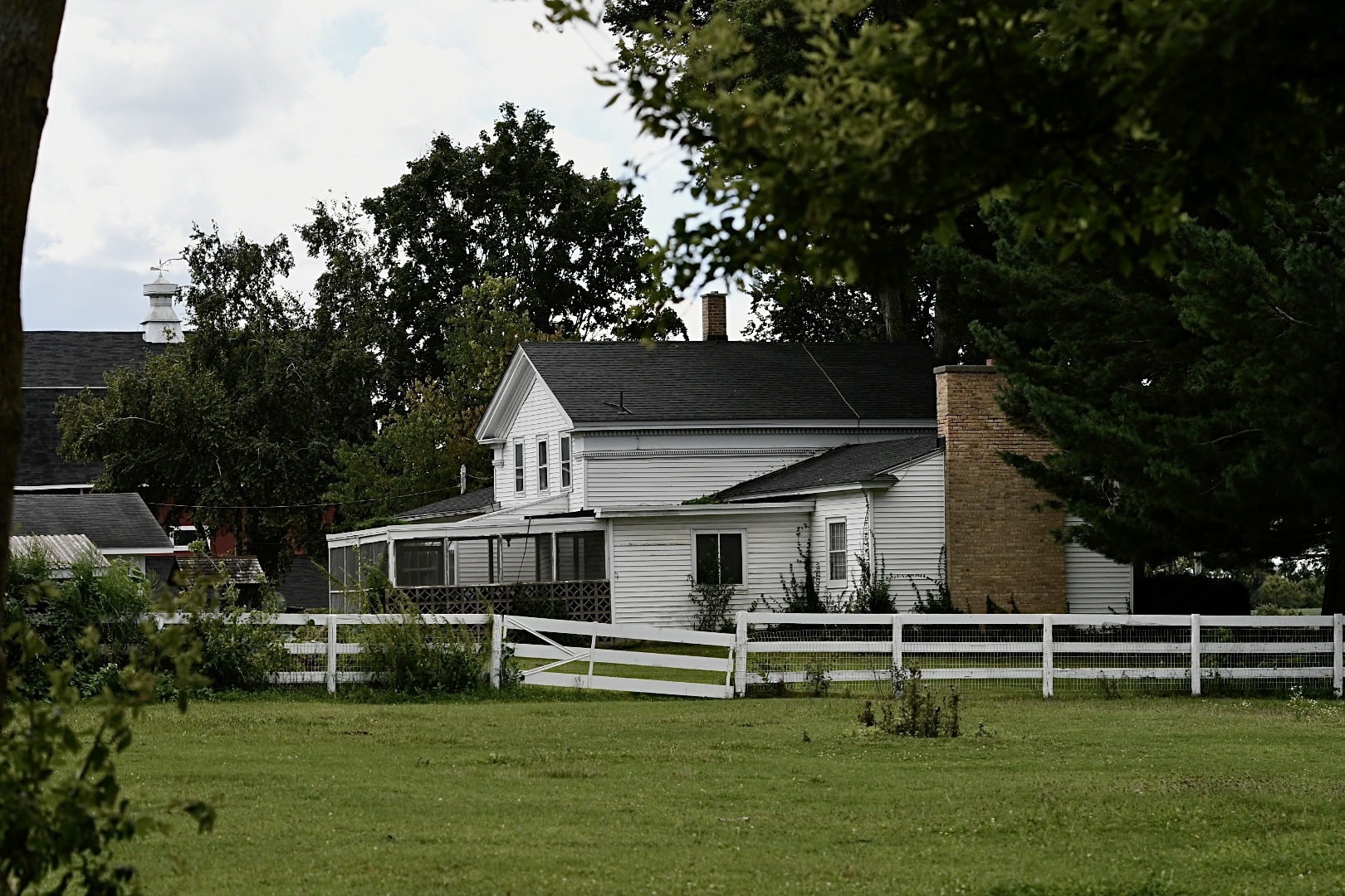 main property photo 5