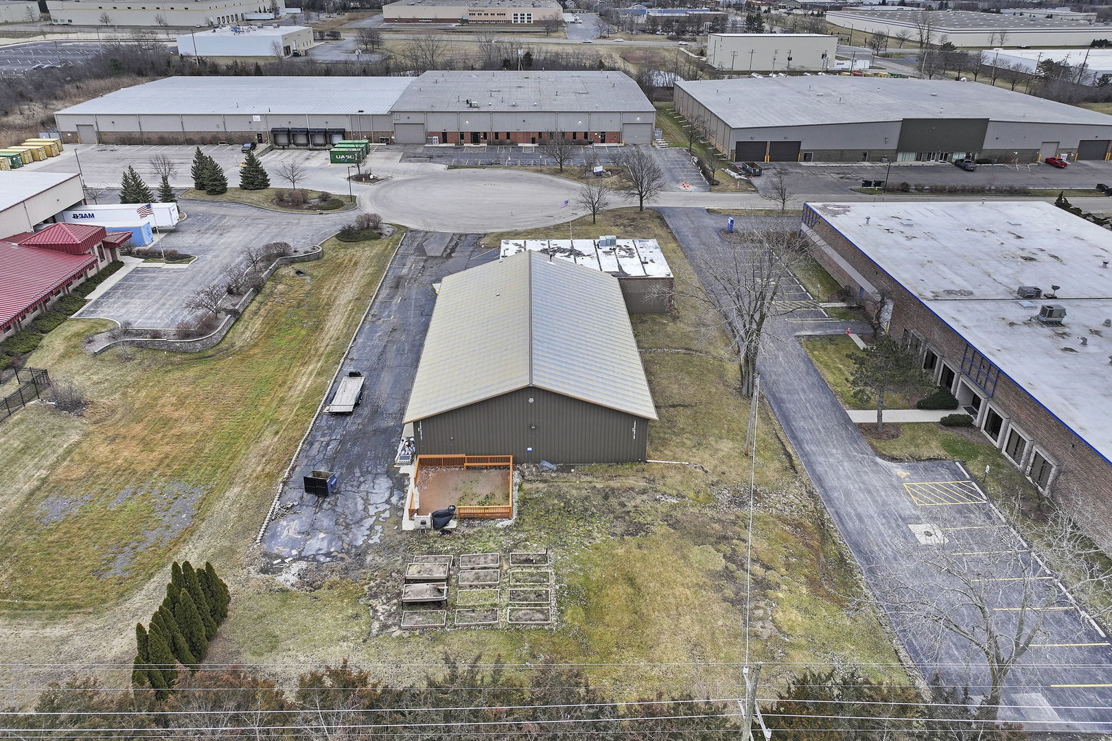 main property photo 24