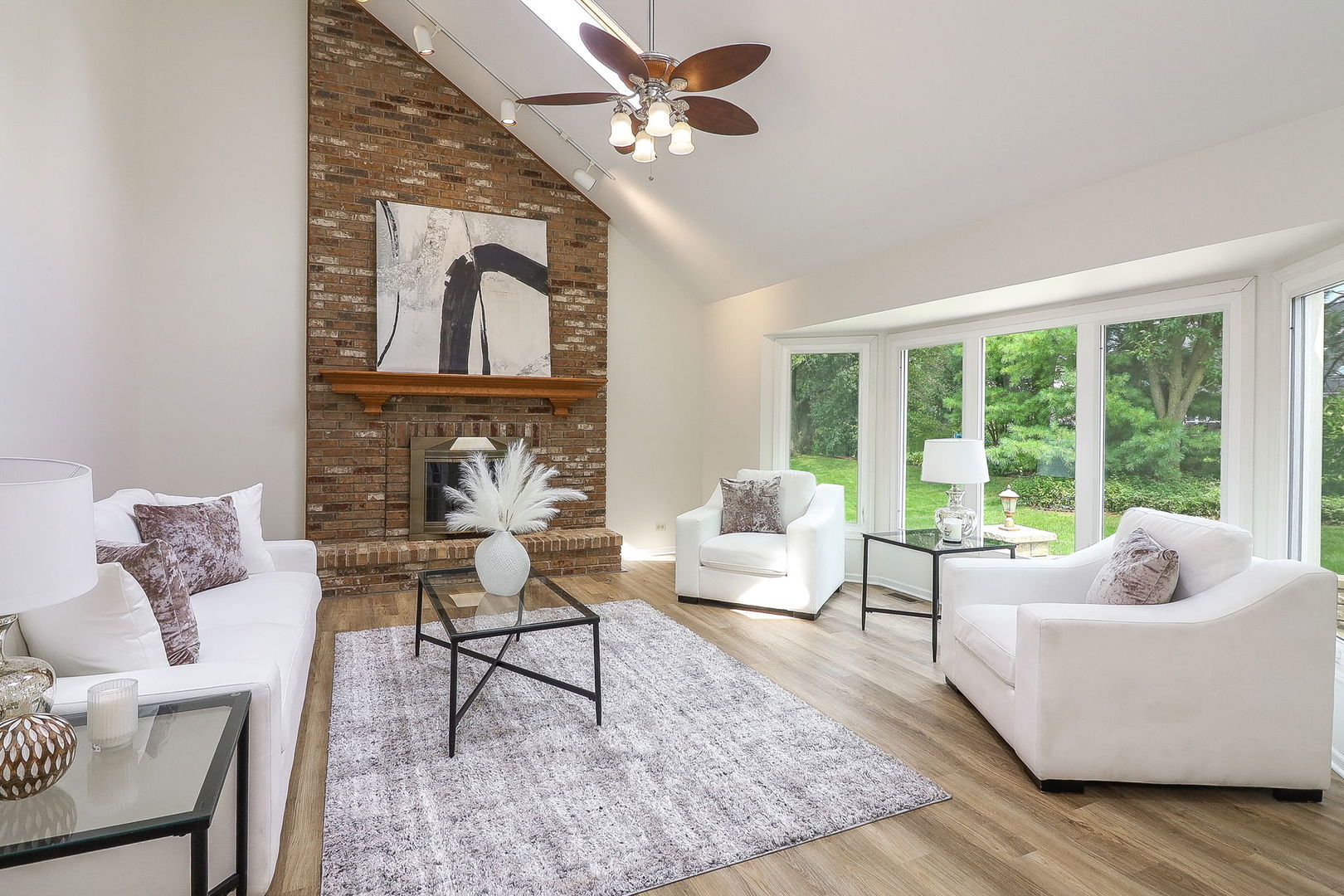property viewer photo 12