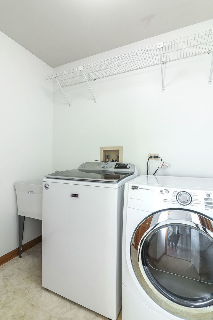 property viewer photo 17