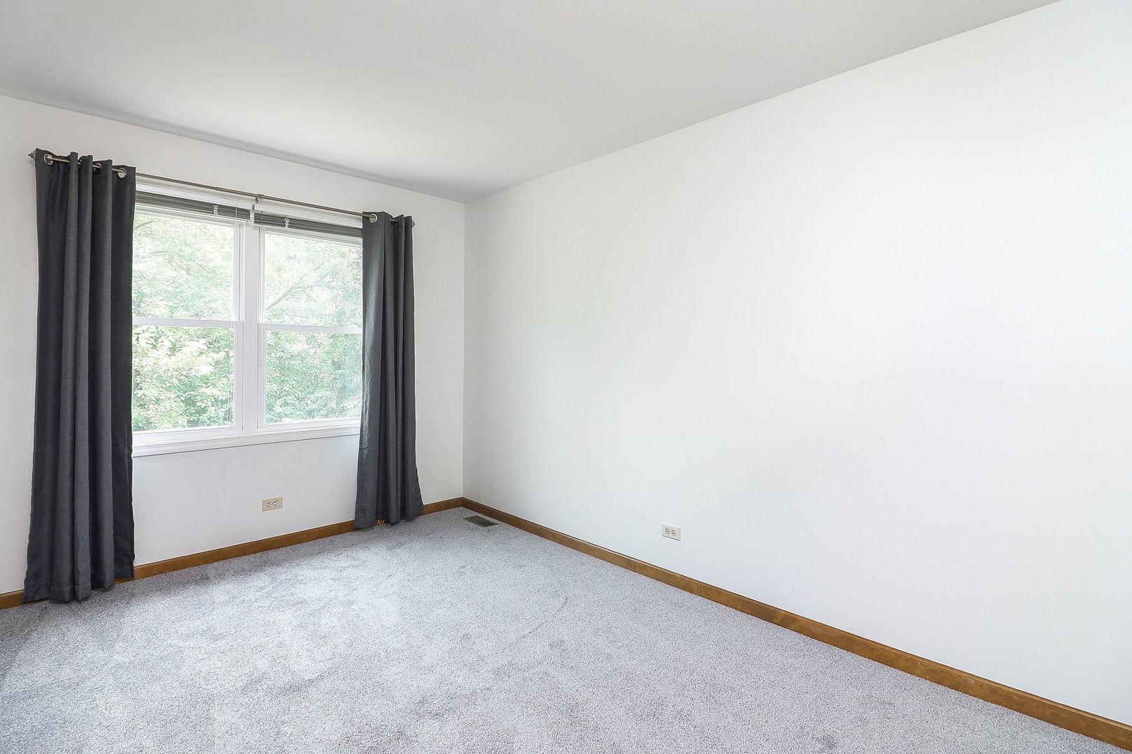 property viewer photo 22