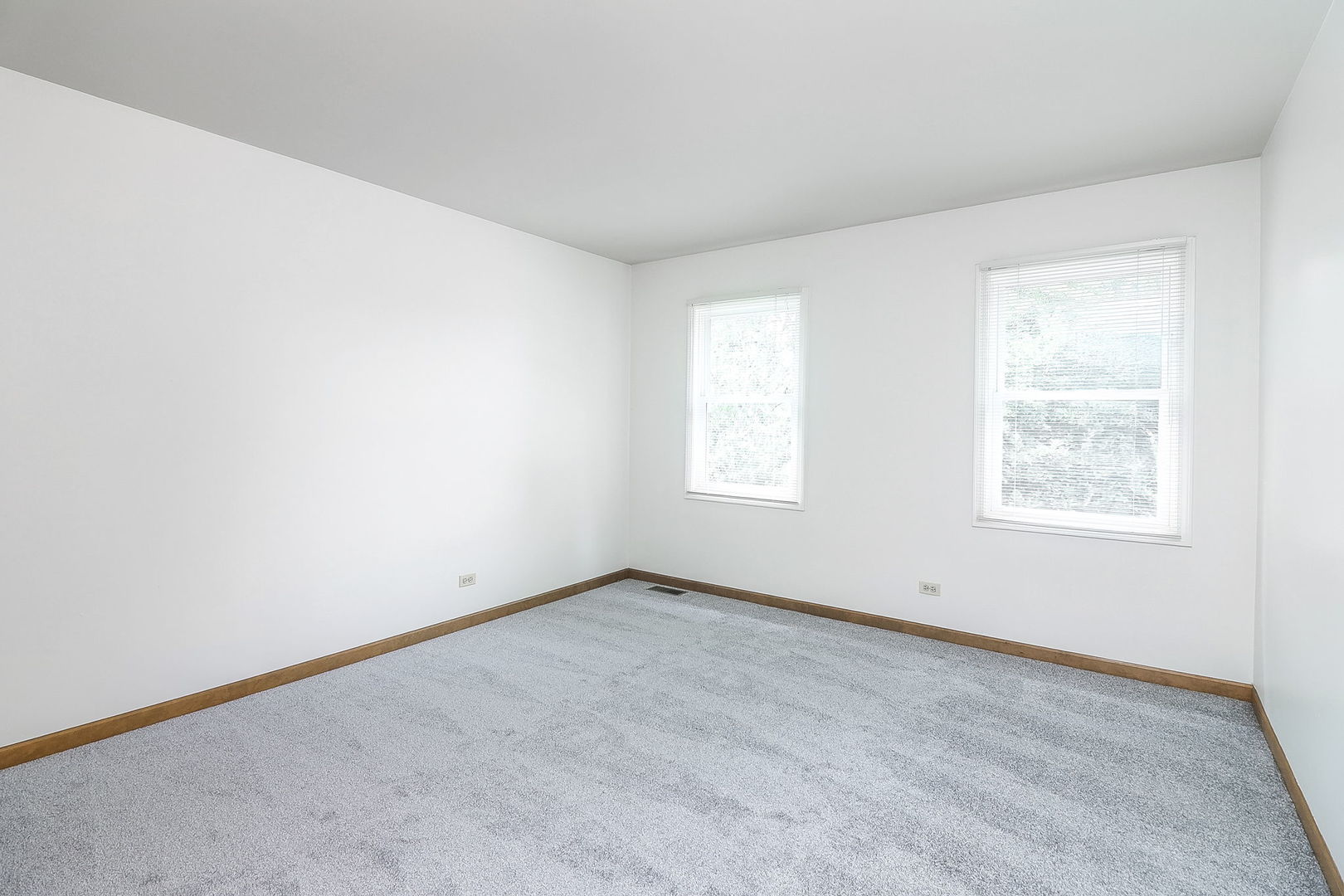 property viewer photo 23