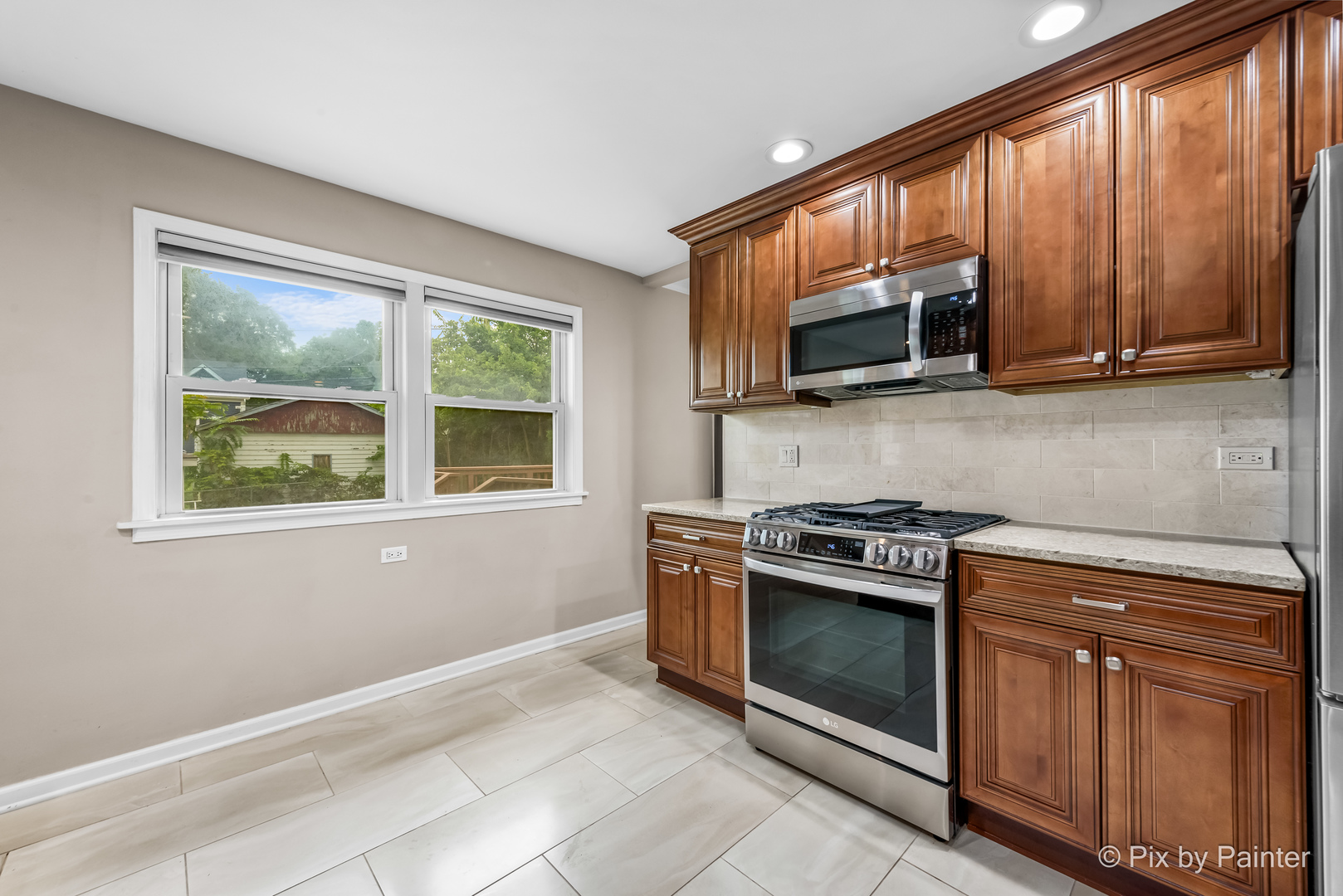 property viewer photo 8