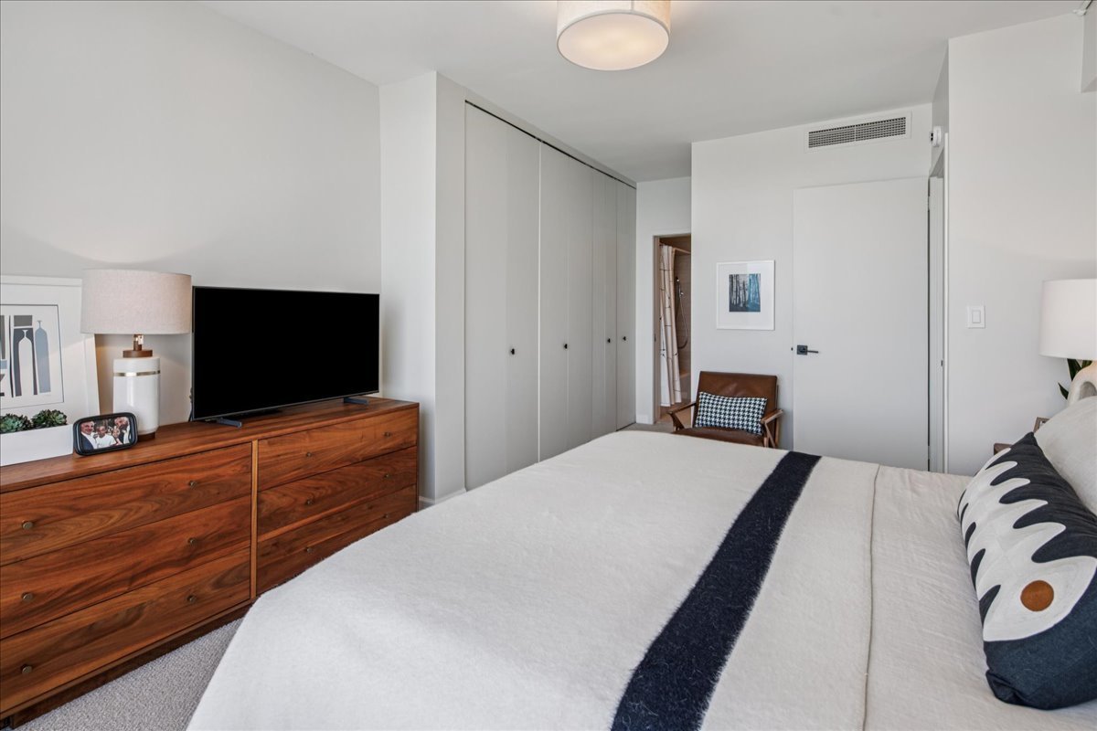 property viewer photo 10