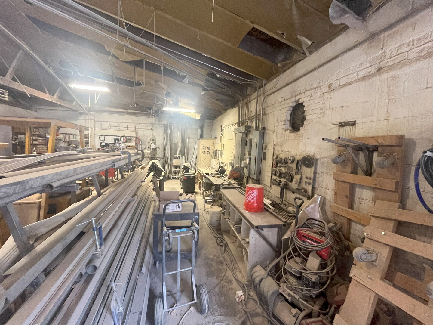 main property photo 29