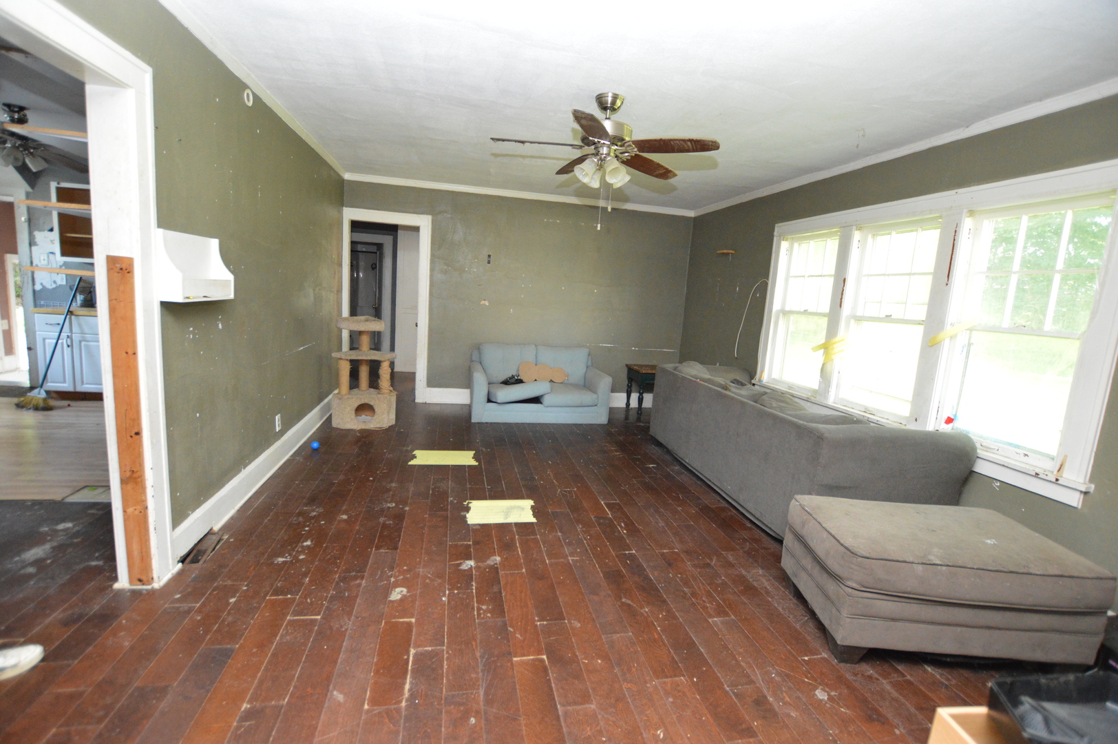 main property photo 11