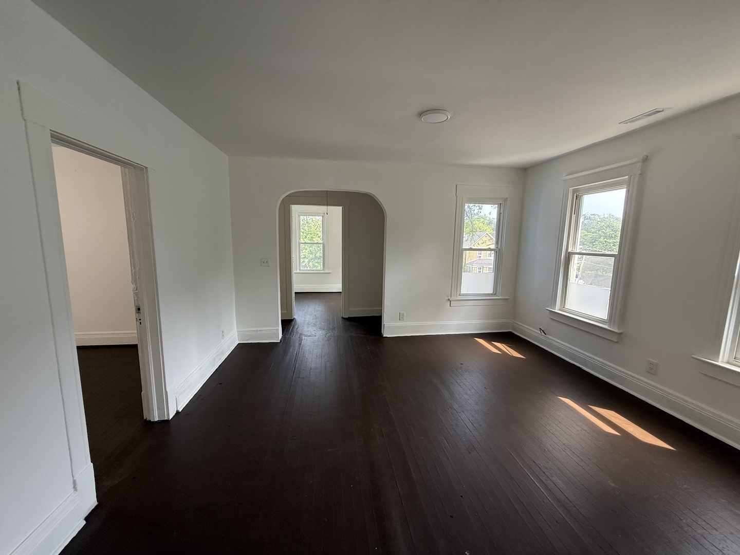 property viewer photo 4