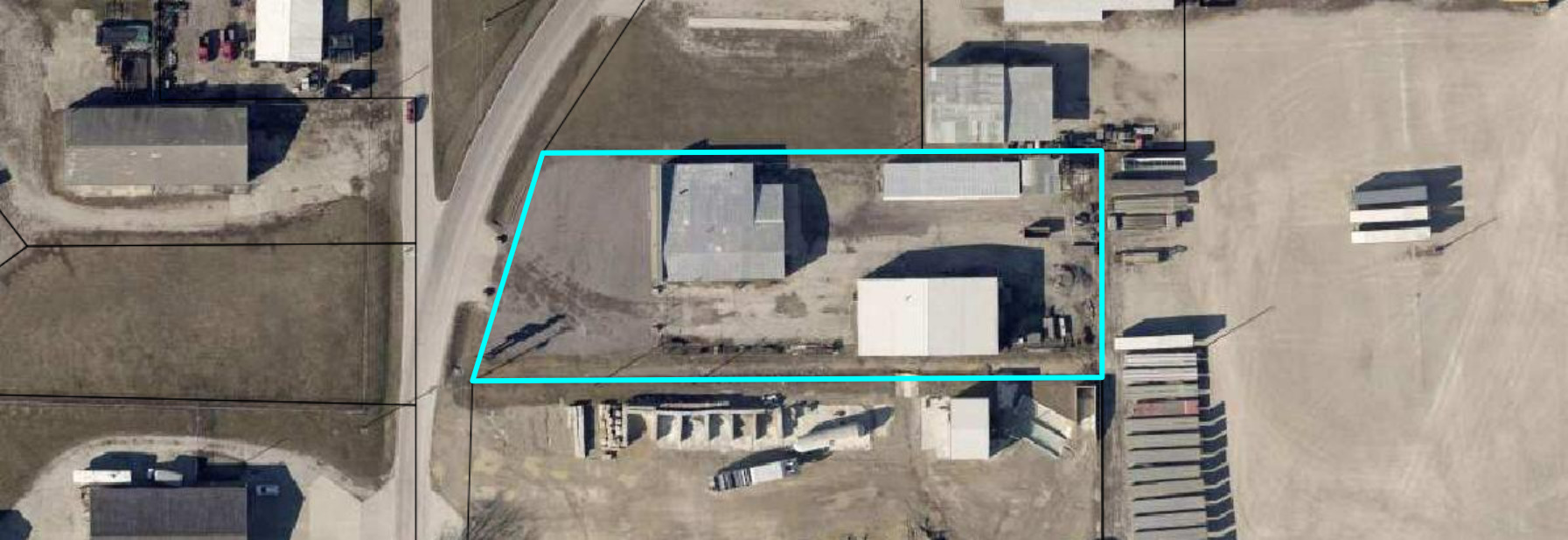 main property photo 16