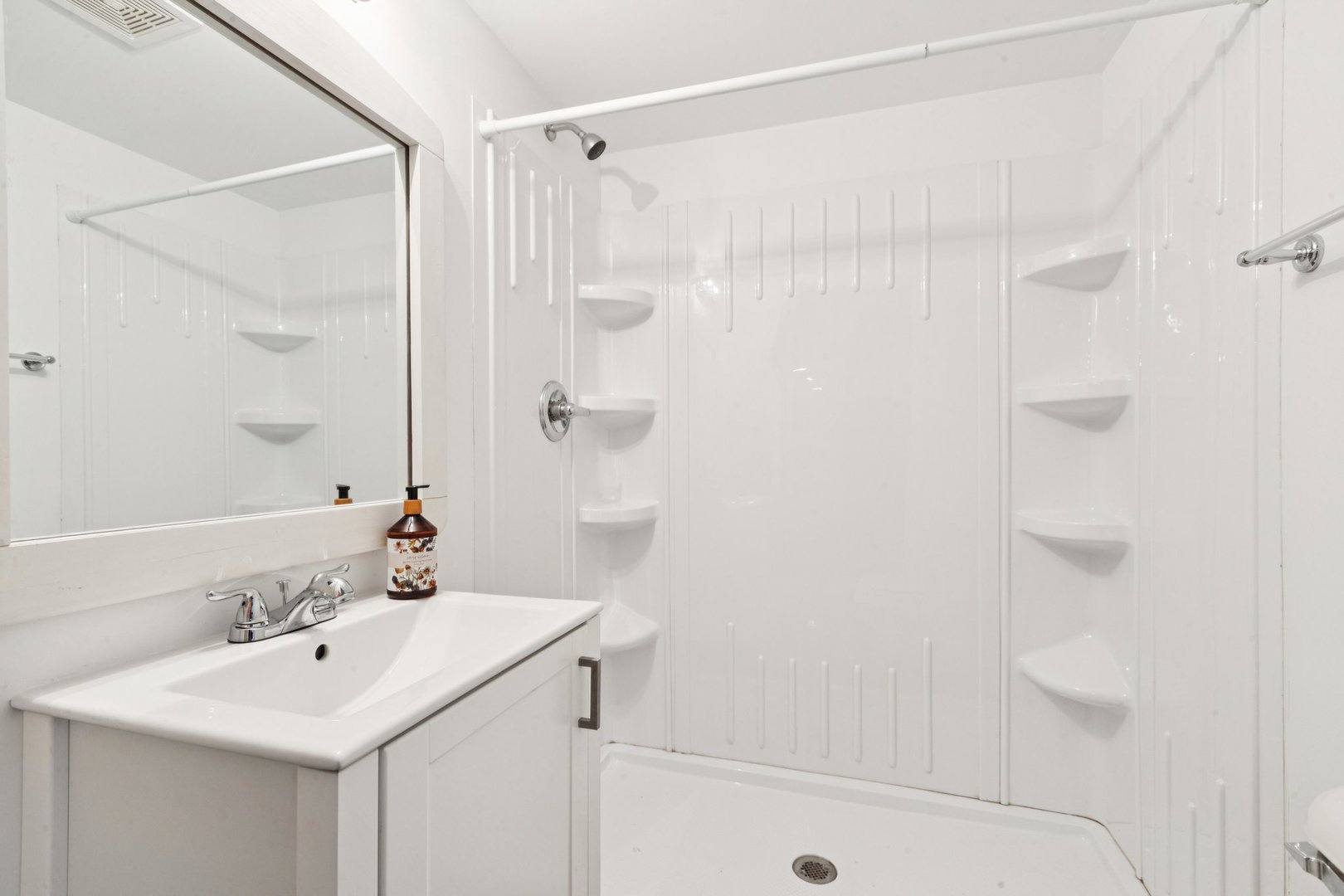 property viewer photo 41