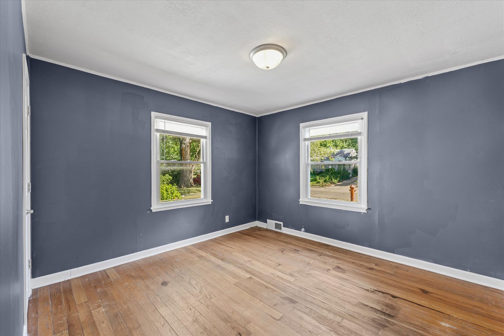 property viewer photo 17