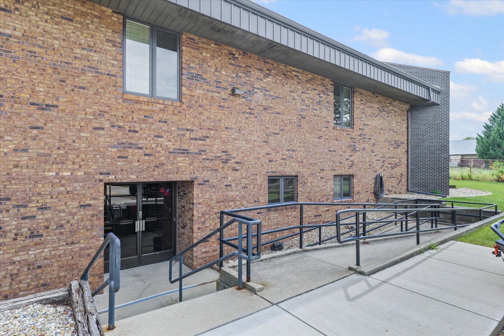 main property photo 26