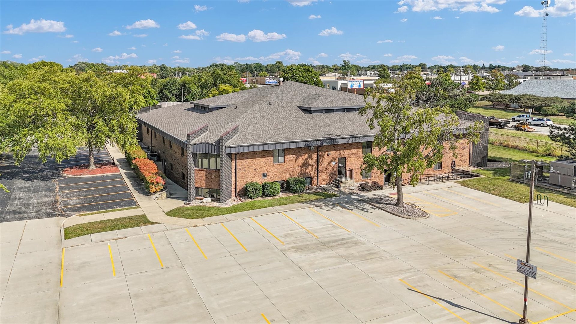 main property photo 42