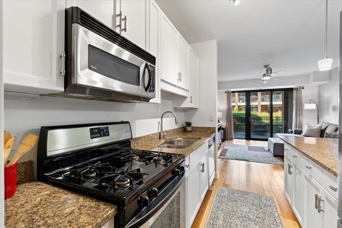 property viewer photo 5