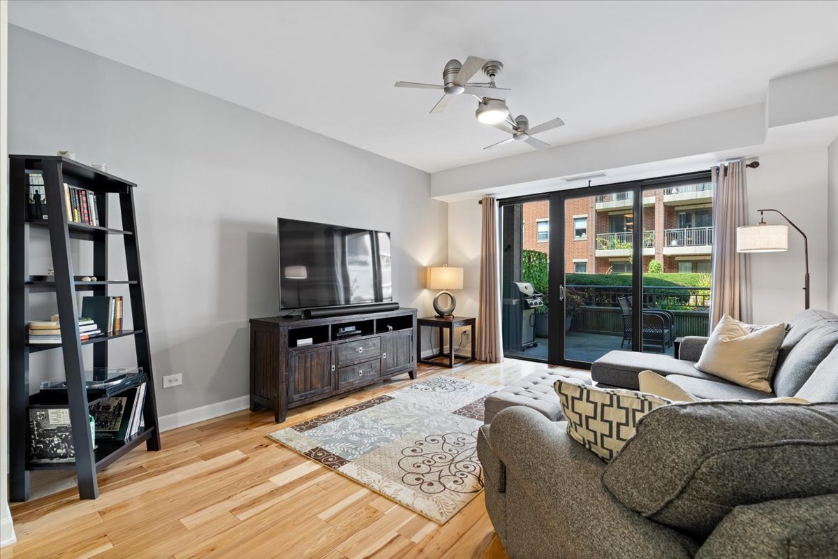 property viewer photo 6
