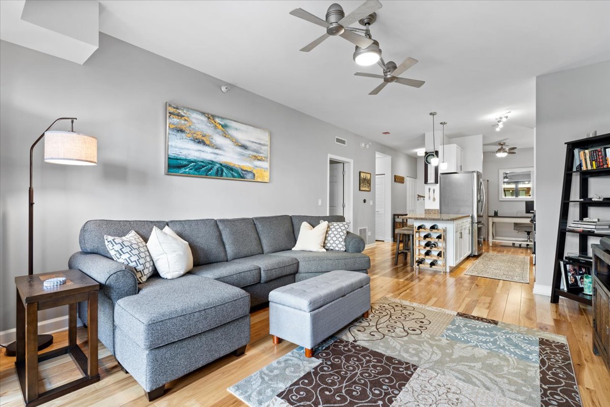 property viewer photo 8