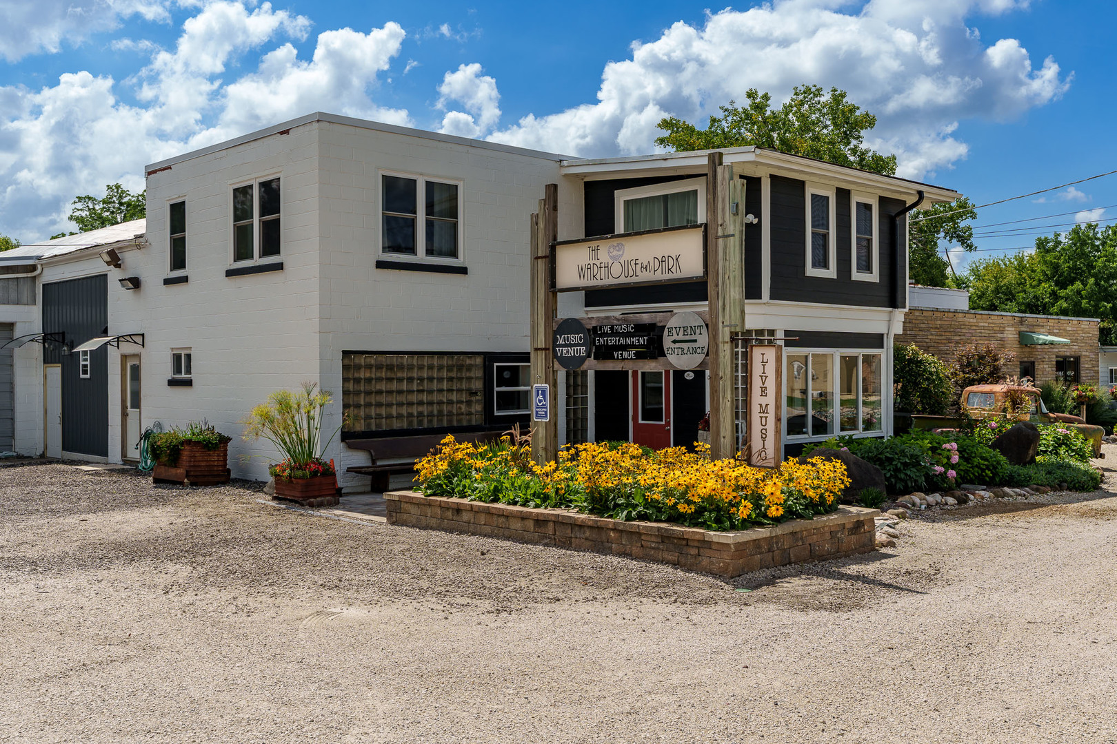 main property photo 80