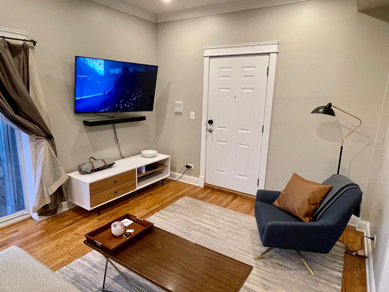 property viewer photo 2