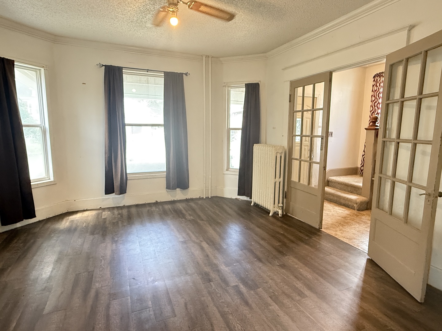 property viewer photo 1