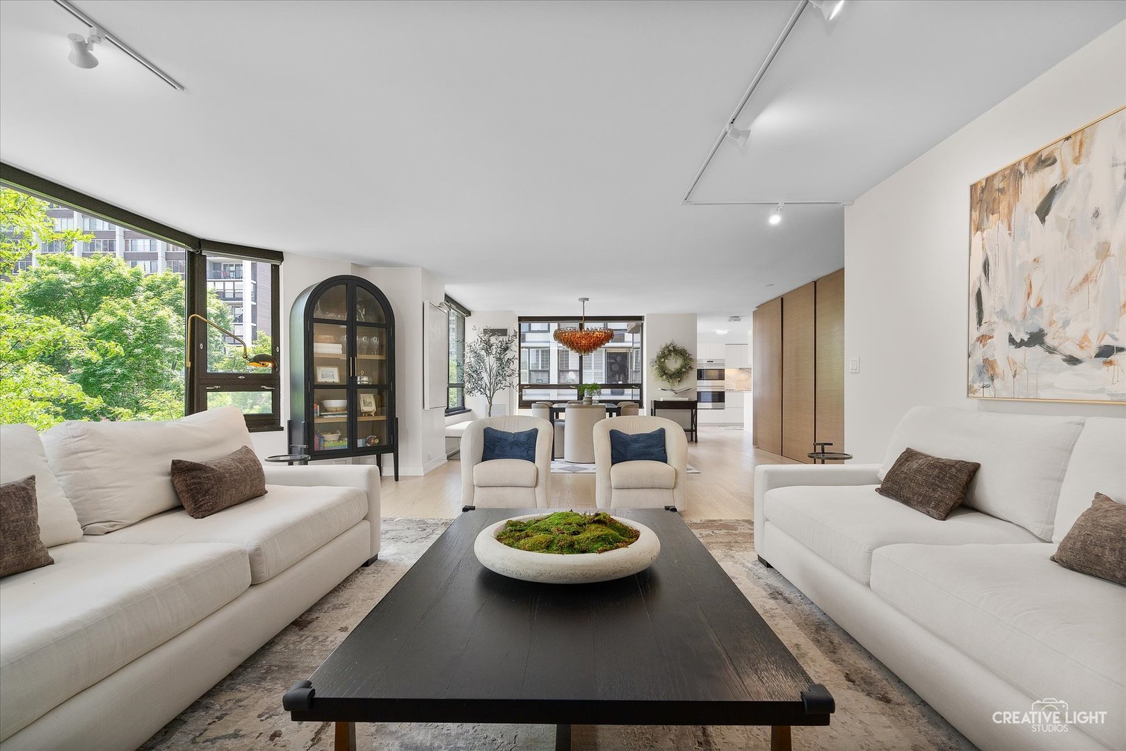 property viewer photo 7